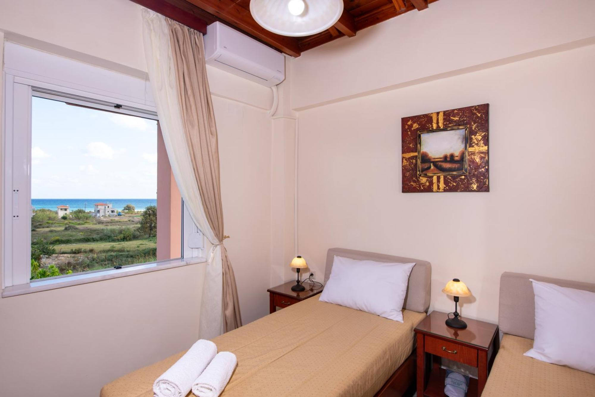 Socrates Holidays Apt. 2 With Pool Near The Beach Platanés Esterno foto